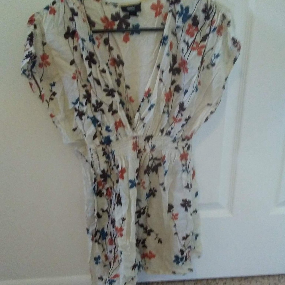 Mossimo top